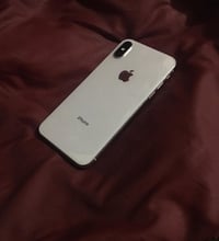 ايفون X • ٦٤ • بصمه متوقفه