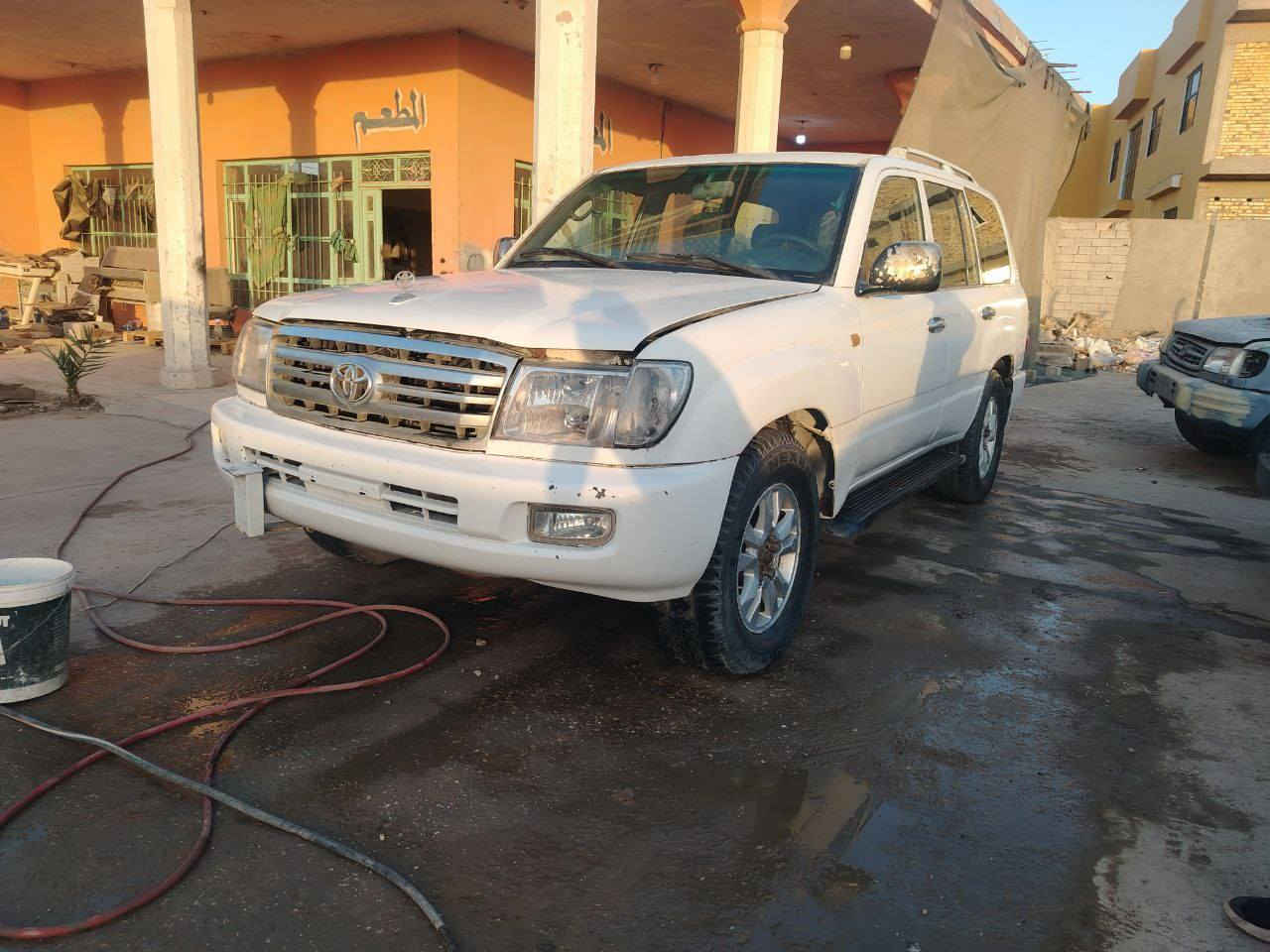 لاندكروز
موديل ٢٠٠٤
  السياره جاهزه من كير ومحرك واكسل والكشر مصبوغ شوفت عينك 
كير عادي
 واسط الكوت
 قرب بوابه كوت بغداد مقابل بانزين خانه البوابه
    رقم انكليزي واسط 
للاستفسار الاتصال 
***********
