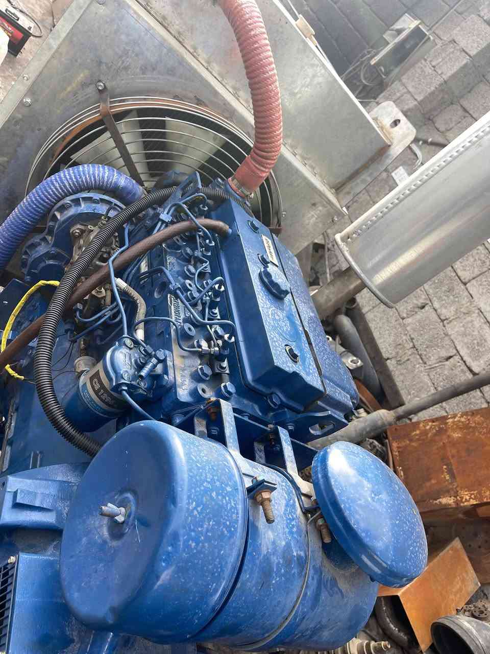 *********** ☎️☎️بيركز أنكليزي اصلي  88 كيفي اكجويتر  كاتم 100‎%‎100 وارد اوربي عنوان اربيل بلادي ممفتوح
