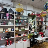 رفوف MDF عدد4 ارتفاع مترين عرض متر ونص تقريبا جديد استعمال قليل مال مح...