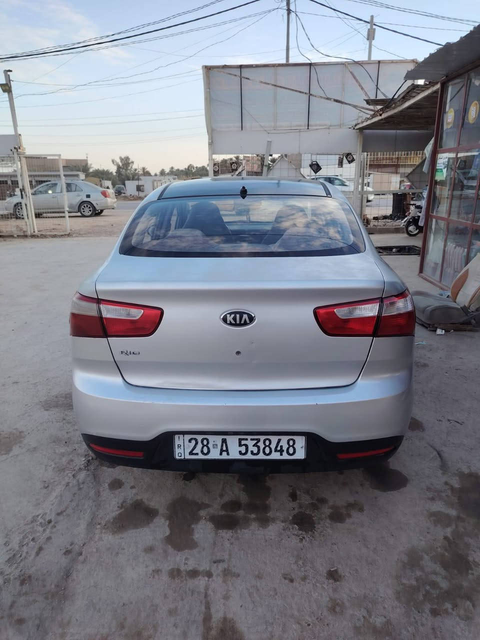 سلام عليكم
للبيع كيا ريو خليجي محرك  1600 موديل 2013 رقم نجف إنكليزي  تحويل مباشر 
مكينه كير وحداديه وتخم تاير خير من الله تبريد تدفئه  سياره جاهزة  كفاله من الضربه بيها بس جراد خفيف السعر 77ورقه مكاني ديوانية قضاء الشامية الاستفسار ***********

