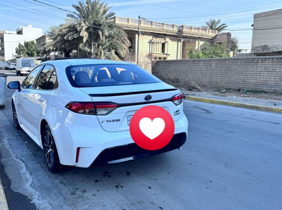 السلام عليكم 
تويوتا كورلا  هايبرد موديل 2024 شكل الامريكي وارد  الصين🇨🇳 
رقم بغداد باسمي تحويل مباشر
مكفوله من الحادث ومن البارد والصبغ 
بيها شخوط بالدعاميه 
وبيها رصعات بالباب الخلفي ورصعه بالبنيد 
والجاملغ الامامي 
ماشيه 38 الف وقابل لزياده 
لبيع فقط 
 
***********
