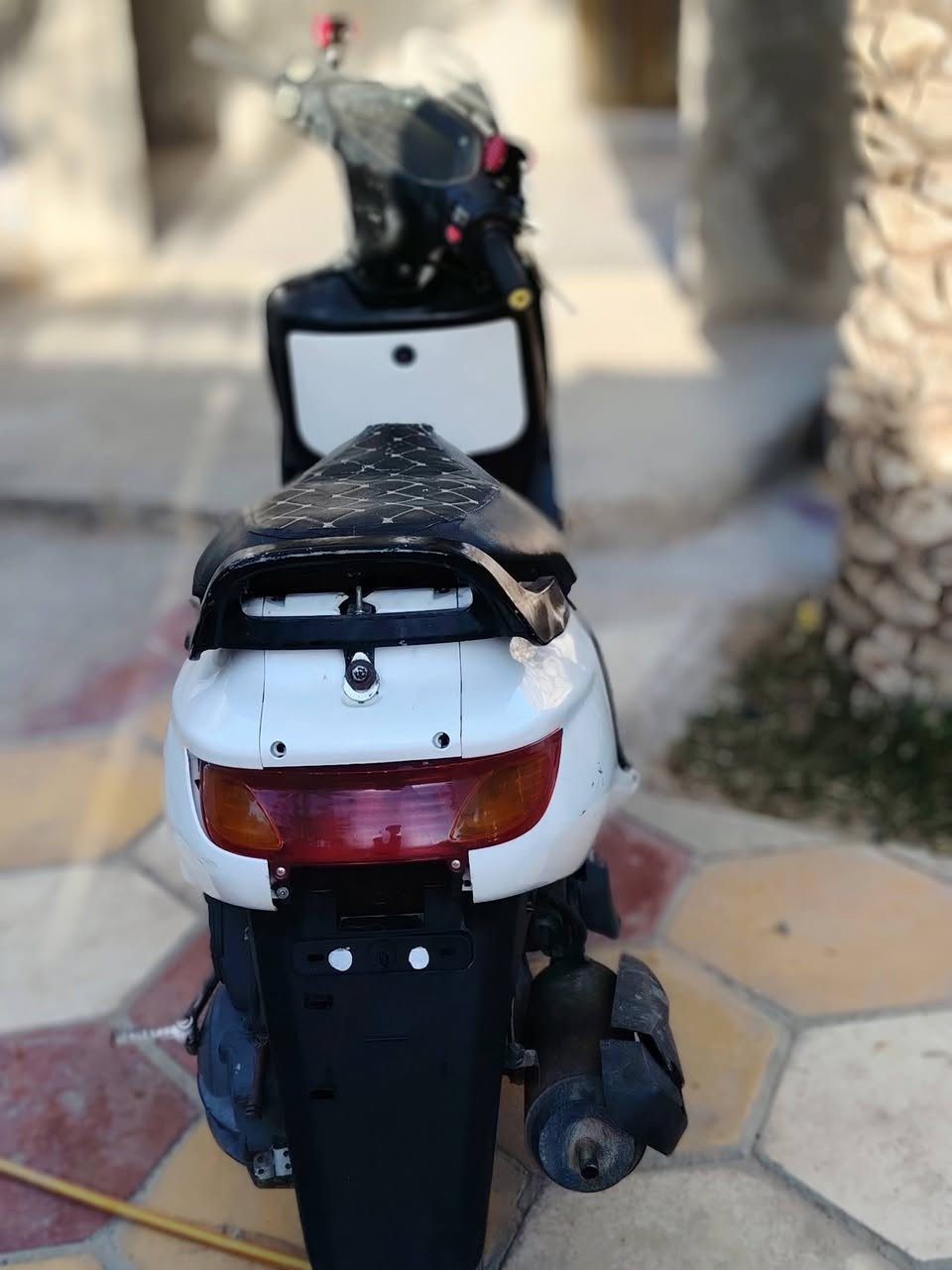 السلام عليكم #متاح فراشه حاويه جاهزه ما عايزه برغي بس كابريه شويه موزينه يعني الرون مايستقر مالته شويه عالي 
المكان بالنجف ببصخير #السعرر 375 وبيه مجال بسيط  للشراي اليريده يجي خاص وهذا رقمي ***********
