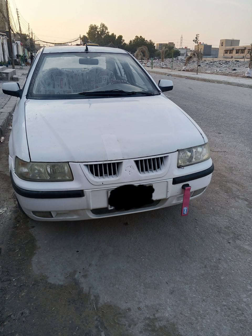 سلام عليكم للبيع سمند مديل 10مكينه وكير جدد السياره نضيفه الدشبول الجوزي بيها ضربه بل عتبه مال الباب العبري رقمها قادسيه  السعر 28وبيها مجال مكاني نجف لتواصل رقم  ***********
