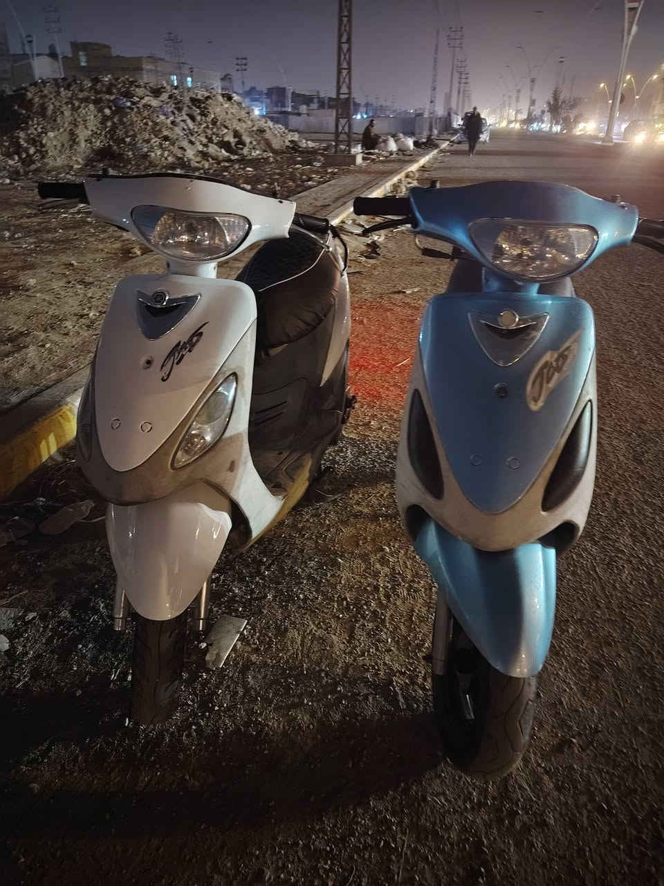 سلام عليكم للبيع دراجات ماكسات منغولي بوشه 50 بلاد شرط الفحص كله شغاله سلف هندر كهربائيات شلعه تخبل مشي خير من الله كله ختم واحد السعر الوحده اب 500 العنوان ناصريه مركز الاستفسار ***********
