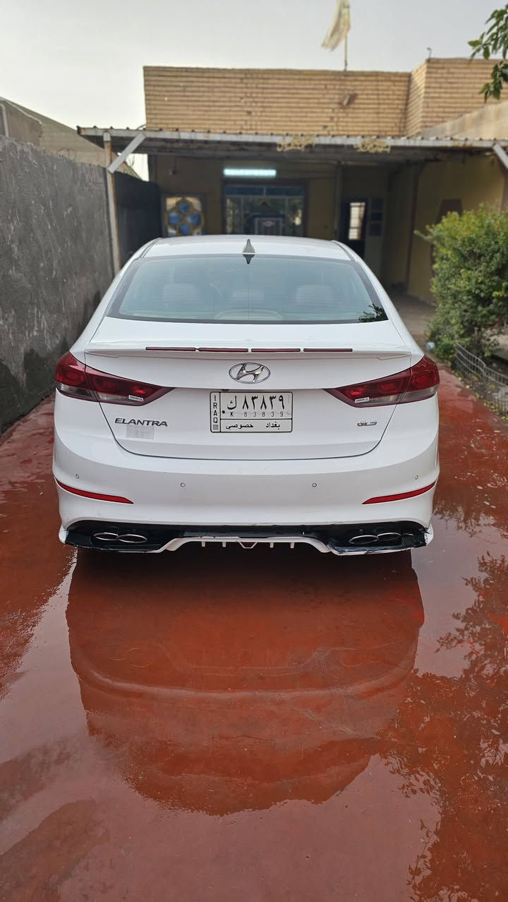 النترا 2017   فوول مواصفات 
فتحه 
شاشه
تبريد قطعتين
مري شفط 
تحكم بالستيرن فول
الكشنات الاماميه تدفئه تبريد 
الكشنات الخلفيه تدفئه 
الكشن الامامي كهرباء 
خزن ميموري
ترحيب عند الاقتراب 
حساسات امامي خلفي 
تبريد منفصل 
بصمتين السياره 
رقم***********
