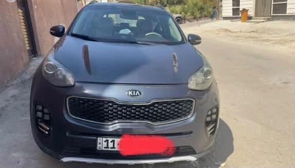 السلام عليكم 
كيا سبورتج 2019  رقم بغداد وارد أمريكي حادث السيارة فقط جاملغ وبنيد بدون شاصي بدون لغد  بدون تكم السيارة كلش نظيفة  وعلى إيدي 
السعر ب 144 وبيهه مجال 
العنوان بغداد الشعب 
للاتصال ***********
