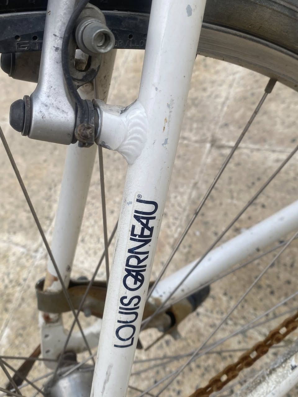 بايسكل لويس مختم كندي حجم ٢٨ مكاني موصل الايسر للاستفسار الاتصال على الرقم او واتساب 
***********
