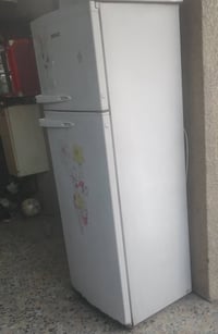 ثلاجة شغاله اي تصليح مابيها للبيع مكاني بغداد الغزاليه السعر 125000الا...