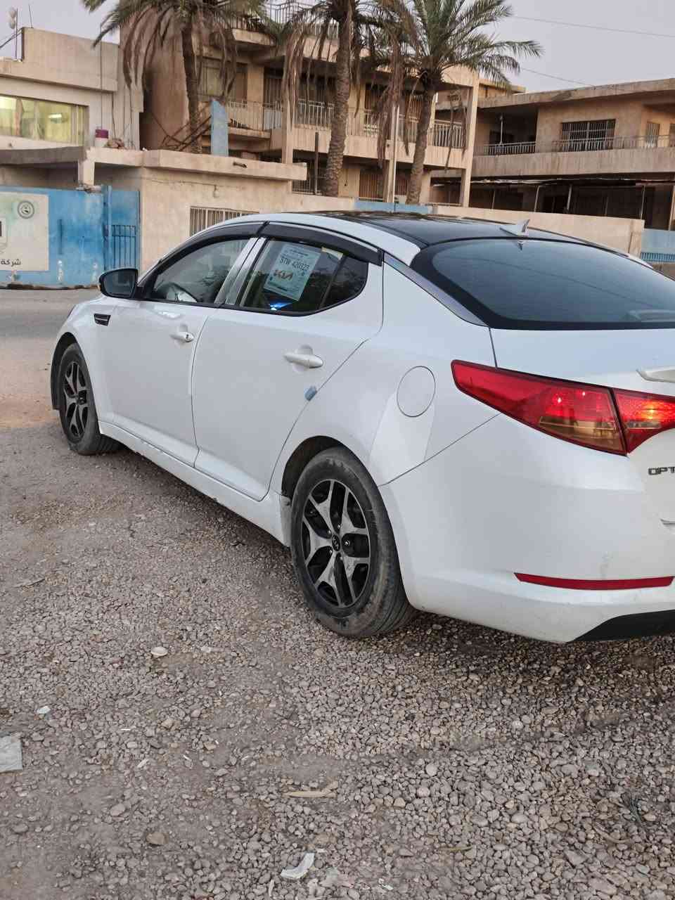 السلام عليكم 🤝 سيارة اوبتما 2011 خليجي نضيفة  مكينة 2400 دوش رقم انگليزي السيارة جاهزه 
تبريد قطعتين بيها بارد بالباب اللي وره السايق مثل ما موضح بالسونار المكان بابل المسيب السعر 110 وبيها مجال للشراي للإستفسار اتصل على هذا الرقم ***********
