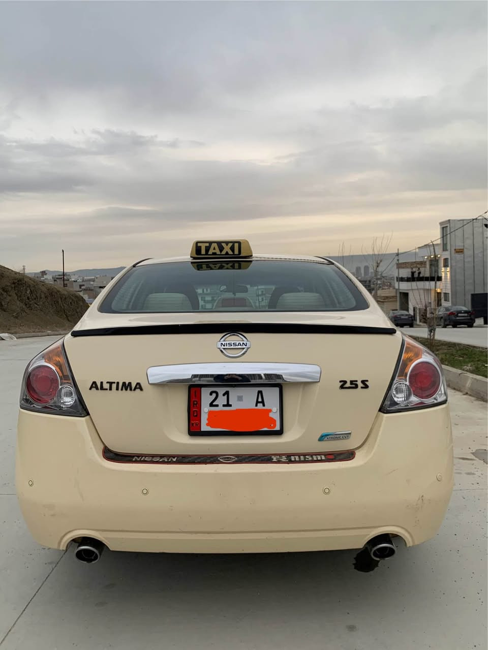 ‎نیسان ئەڵتیما مۆدێل 2012 گێڕ و مەکینە بەشەرت دوو بستی بۆیاخ سەنەوی تازەیە 2030 ژ.م 0771 027 9012‎ Singapore
