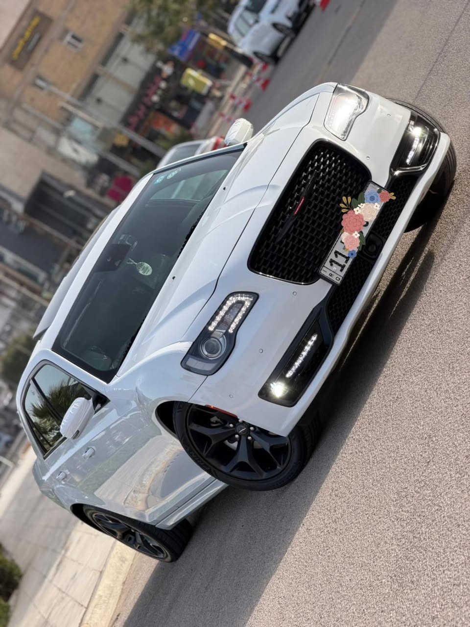 (السلام عليكم ورحمة الله وبركاته)
للبيع كرايسلر اوباما(خليجي وكالة هارلم)

الموديل/2021،

الفئه/S،

الممشئ/62000،كيلو متر،

الرقم/بغداد،باسمي،هزه وسنويه ورقم جديد

حجم المحرك/3600,v6+تو ويل

الموصفات/فتحه سقف بنراما/رادار امامي /رادار جانبي/داخل ابيض/كشن حضن/نقطه عمياء/اشاير بل مري+ترحيب بل مري/حساس امامي خلفي/شاشه كبيره كار بلي/برده خلفيه/دمام/سماعات الباين/عدست الايتات متحركه/نضام سبورت/ تحديد مسار/مثبت سرعه/ويل 20 اينج/كلاصت تبريد تدفئه/فجوج البلادي مال هيمي الحجم الكبير/المقود او الاستيرن كهربائي+دواست البانزين والبريك كهرباء/شفتات ستيرن/كشن خزن/تبريد وتدفئه كشن وستيرن/داخل كاربون فايبر كامل/السعر✅330:ملاحضه السياره مكفوله كفاله عامه من صبغ وتبديل فقط بيه مكانين Pdrتعديل وشرط ما مبين 

رقم الموبيل متواجد وتساب اتصال (***********)

(مكاني/كربلاء المقدسه)
