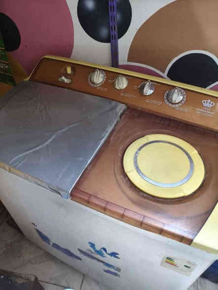 غسالات عدد ٦ عل شرط سعر الواحد ٦٥ العنوان نجف حي الرحمه بلبدايه مقابل شارع كربلاء وره مطعم حسن فليح قرب سلام المختار رقم الهاتف *********** النجف
