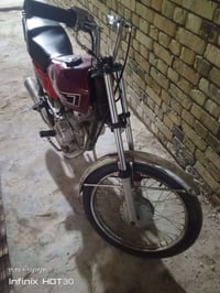 دراجه للبيع سعر 200 وخمسه وسبعين وبيه مجال قليل بخدمت شراي مكاني لمجر ...