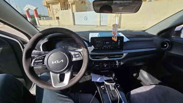 K3
موديل2024
ماشيه63
قطعه وحده تبديل 
رقم الهاتف :***********
