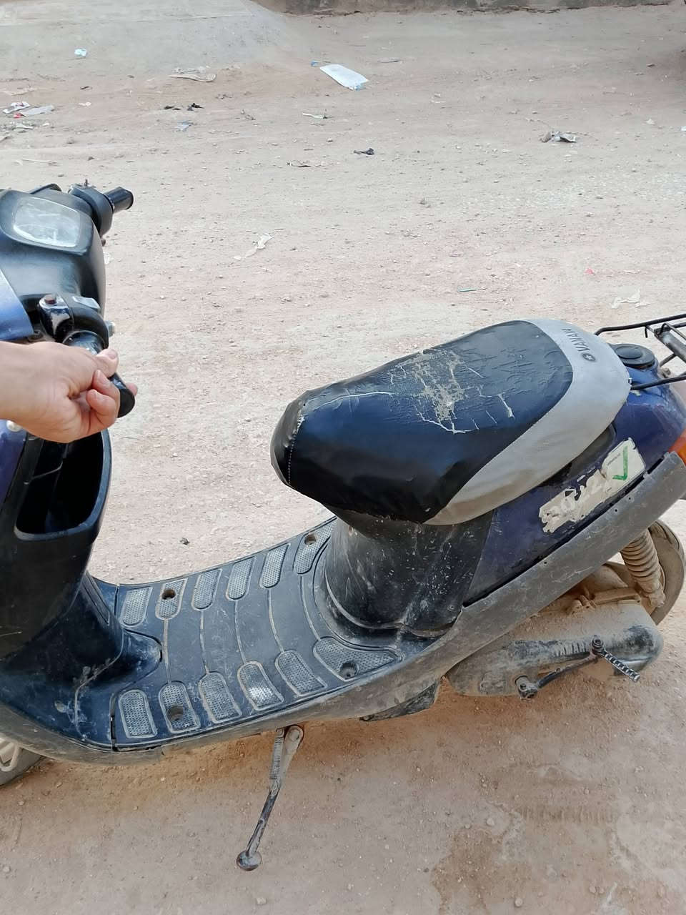 دراجه بطه نصيفه محرك ما مفتوح ولا مجفته كهربائيات كلها شغاله دراجه ناعمه مال حاويه بس شوي شكلها الخارجي يرادله تنضيف فقط  سعرها 400وبيها مجال كربلاء
*********** واتساب
دراجه بطه نصيفه محرك ما مفتوح ولا مجفته كهربائيات كلها شغاله دراجه ناعمه مال حاويه بس شوي شكلها الخارجي يرادله تنضيف فقط  سعرها 400وبيها مجال كربلاء
