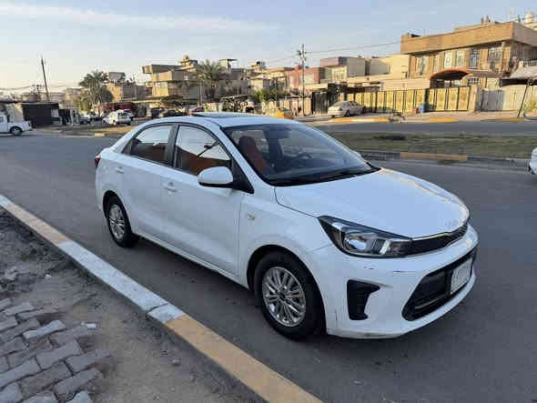 السلام عليكم
كيا بيجاس 2023 خليجي
فتحة سلايد 
مواصفات عاديه
ماشيه 60 كيلو
مكفولة ماعدا صبغ شوية باب الصدر 
الباقي كلة مكفول 
سيارة نظيفة مال بيت مناقصة كل شي 
رقم بغداد تحويل مباشر
سعرها مناسب 109 
مكاني بغداد حي القاهرة 
***********
