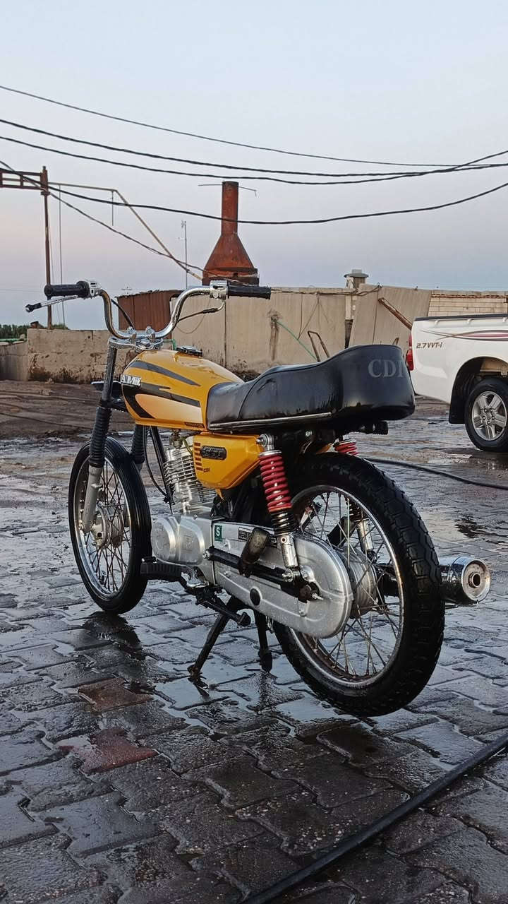 سلام عليكم دراجه نامه شلامجه كلك مكينه ما مفتوحه شرط تعميره جديد  دراجه ما عايزها شي مكينه ناعمه مستعجل علا بيعها مكانها بصره خور الزبير
السعر 450 وبيها مجال للستفسار ***********
