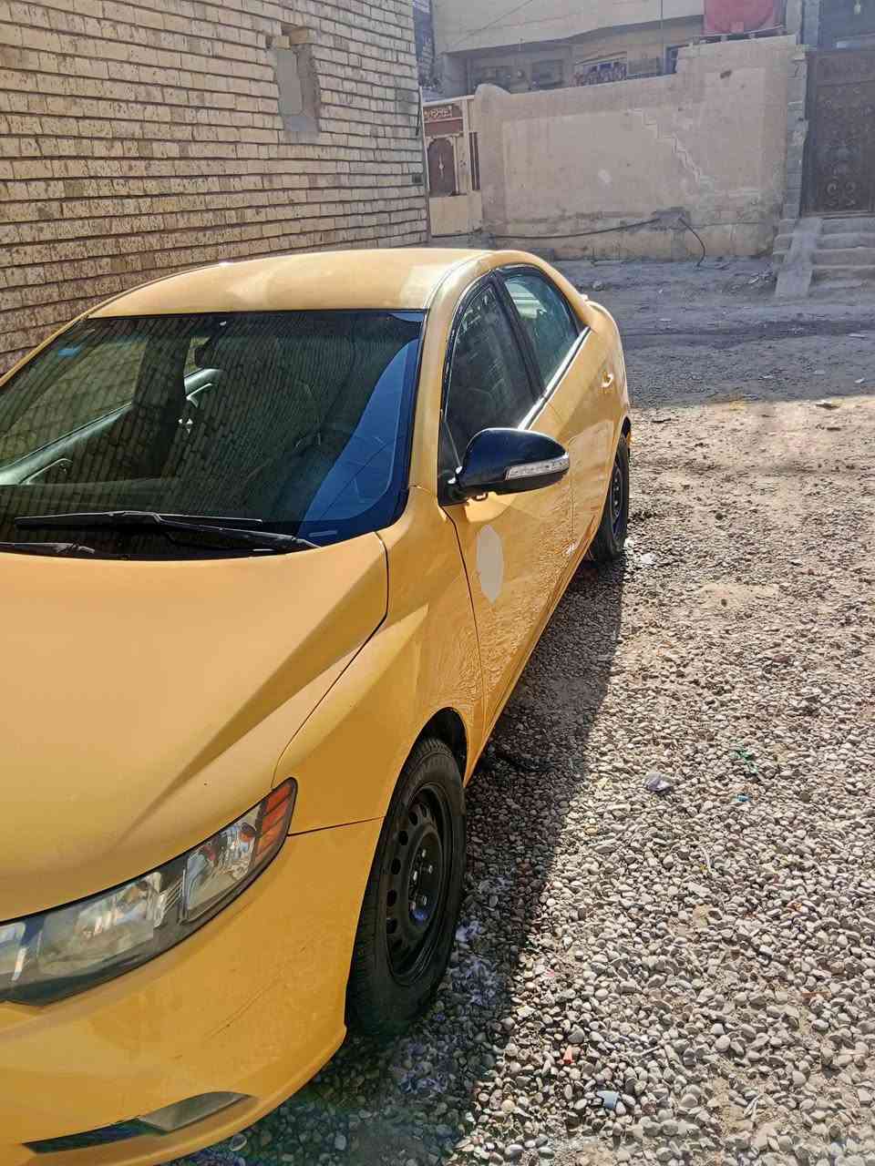 سلام عليكم ورحمة الله 
كيا فورتي 10 أمريكي 
ضربه جملغ وبنيد 
السياره كلها ليبل واحد 
رقم ديالى نكليزي 4ارقام 
كير بي كنترول صفنه فقط ب دي وين ماكن اطلع بيها ميوكفك 
السياره جناهيها اني بس الله شاهد يكولون بيها كصه فخذ لا ماخذ سونر ولا شايفها ابيعلك كدام العين كلب و جيب فيتر وياك وتقتنع ابيعلك بعقد مرور كبل ابصملك ثاني يوم بسمك مصفره هئيه وغرامات 
واذا مراوس عادي الانتره سوناتة خصوصي تكسي عادي 

السعر 75 
خابرني وتدلل *********** واتساب بي
