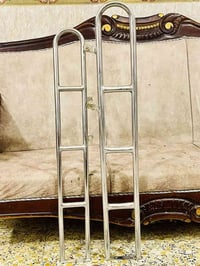 درج استيل واحد مال بوز والثاني هايس الشكل القديم قديم سعر الواحد 100 و...