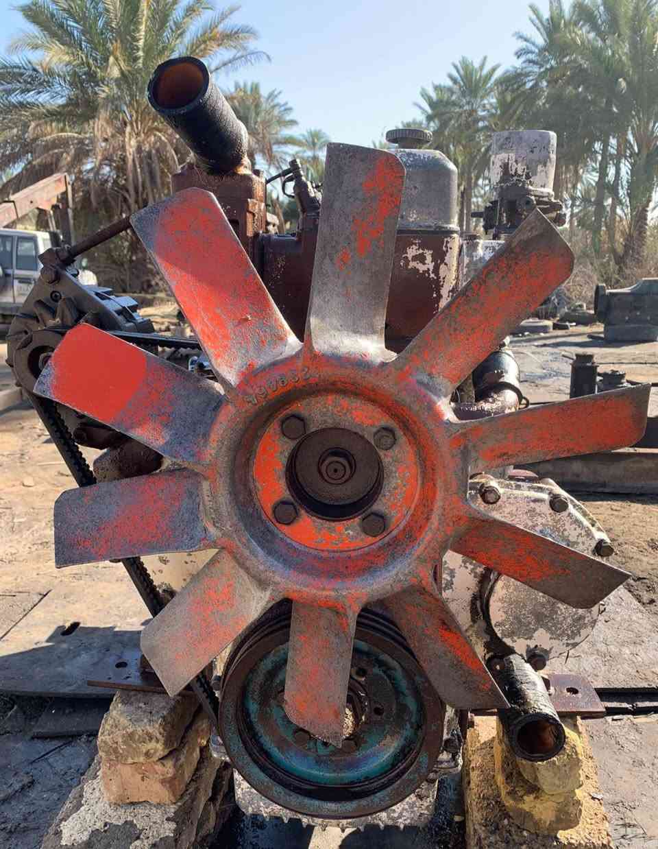 محرك سكانيه حجم ميه وعشره سايس عشره مال مولده جديده بدون صرف ولا بخار المكان المحموديه السعر ١٥ ورقه وبيها مجال الهاتف ***********/***********
