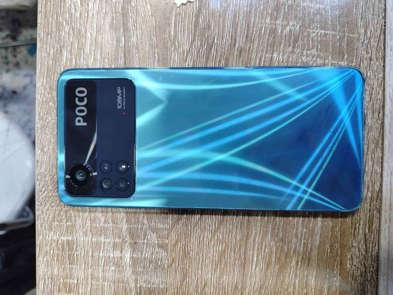 السلام عليكم اخوان بوكو x4برو 5G الأمانة مستبدل شاشة ضمان 3 ايام تجي تاخذه من البيت اي شي بي اي عطل تشلع عيوني ذاكرتة 256 رام 8 عنواني بغداد الدورة سعره 175 الف غير متواجد ع الفيس واتساب و خط ***********
