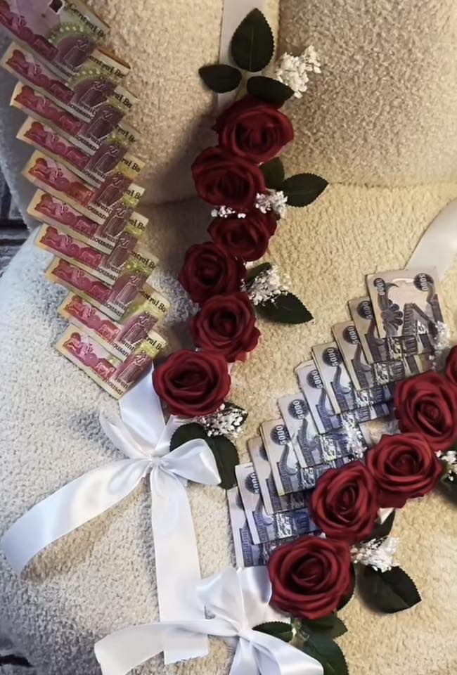 تنفيذ حسب الطلب 🥰
شريط نقود هدية 🎁


**إذا كنت صاحب هذا الإعلان وتريد حذفه لأي سبب، رجاءا أرسل رسالة إلى الدعم الفني**