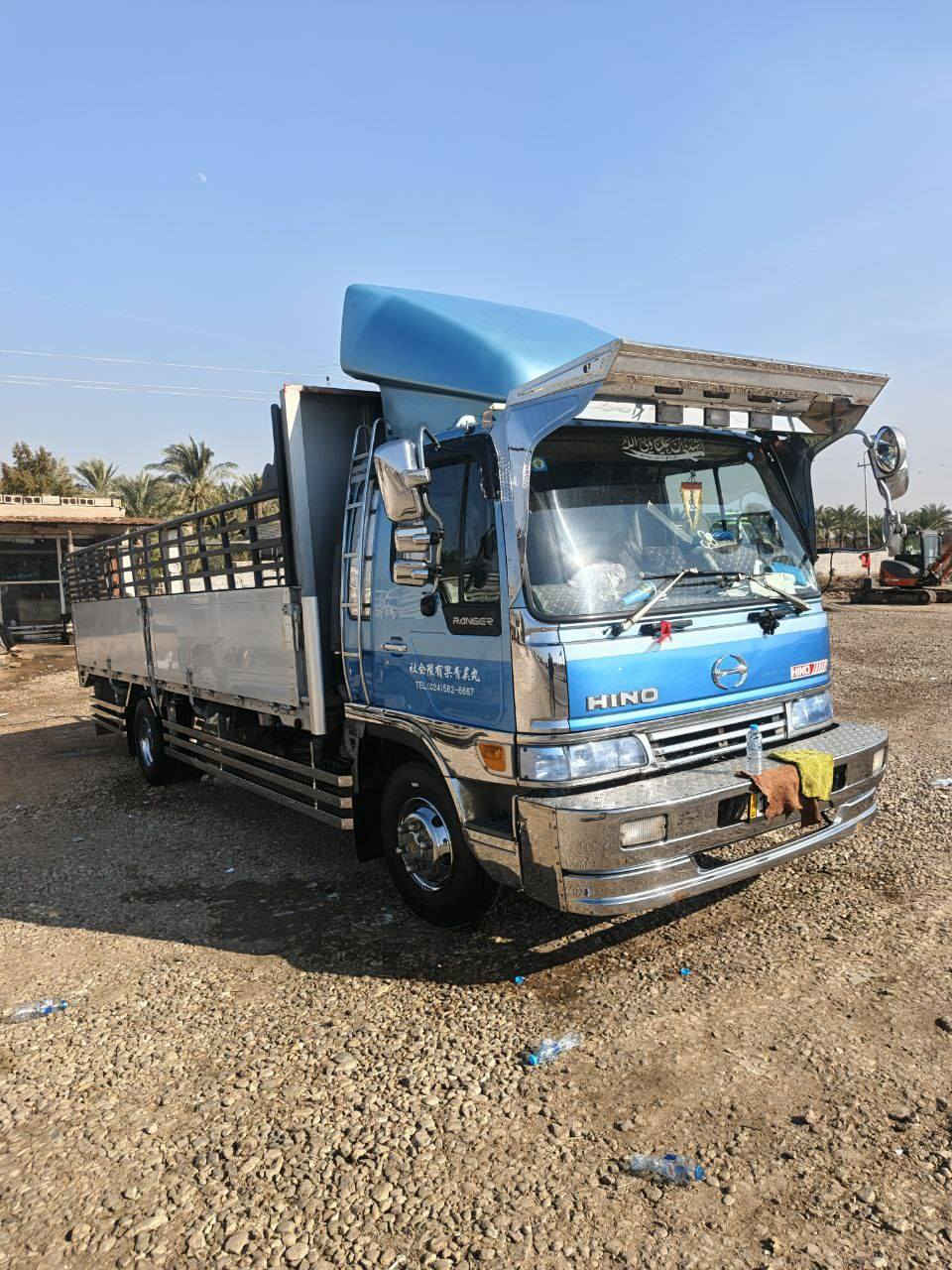 اخوان السلام عليكم هينو انكر 80 سوبر لا صرف ولا بخار 6 وربع بلادي تخم تاير موديل 2021 سنويه لل29 تثبيت موديل  السياره كفاله عامه ***********
