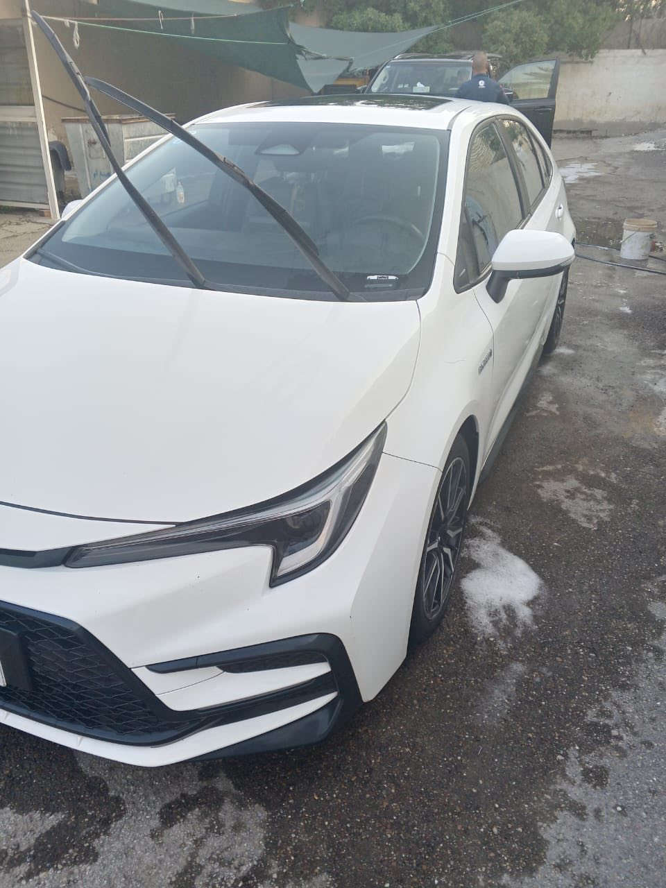 السلام عليكم مكلف بنشر هاذه رقم صاحب السيارة*********** كورلا هاي ابرد موديل 2023السياره كفاله عامه بيه هاي طخه خفيفه بلباب الصدر  رقم بغداد بسمي السعر 143وبيه مجال شكل المريكي
