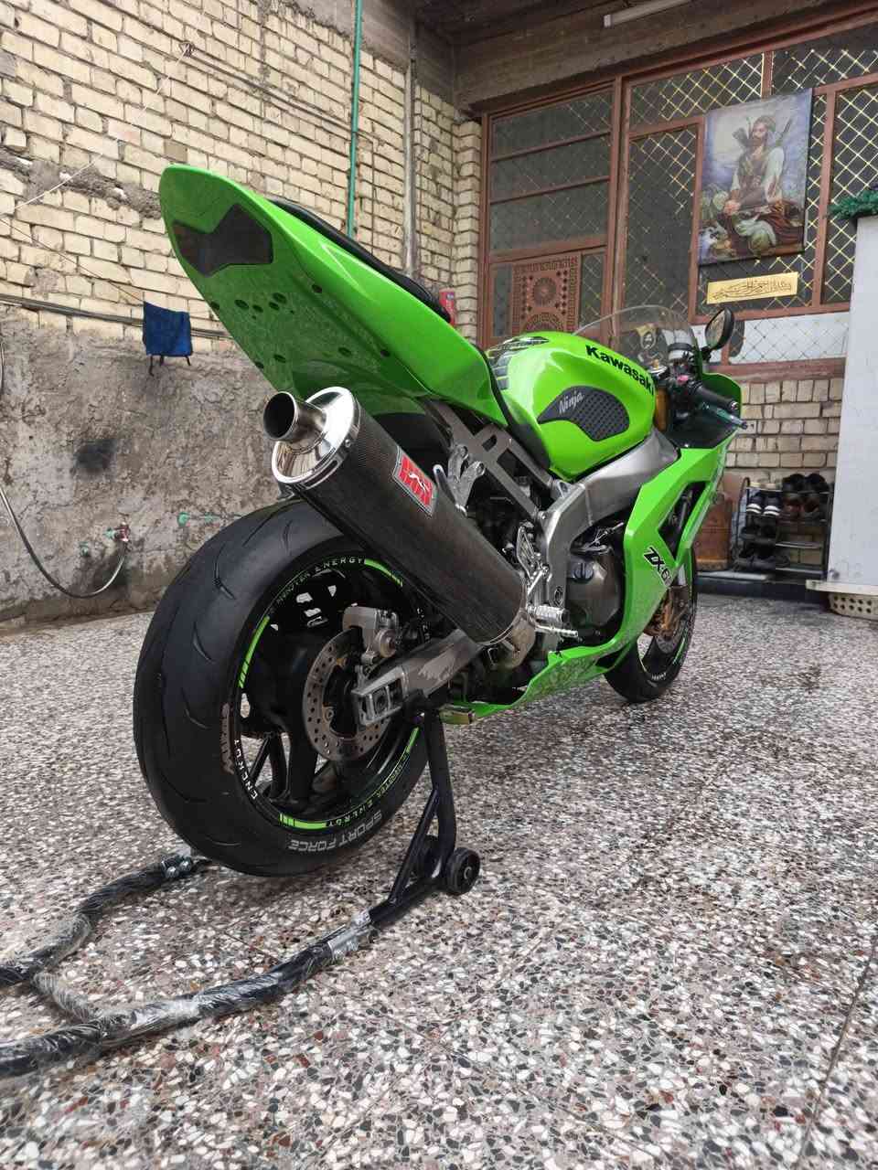 سلام عليكم كاوساكي 2004 636 دراجه مكفوله من فتحه البرغي اي نقص ما بيها ماشيه ٤١ الف مكان بغداد جديده سعرها ٣٧ ورقه وبيها مجال شي بصيط دراجه مثل ما موضح بل صور و بل فيديو اي نقص ما بيها لشراي فقط يتصل ***********
