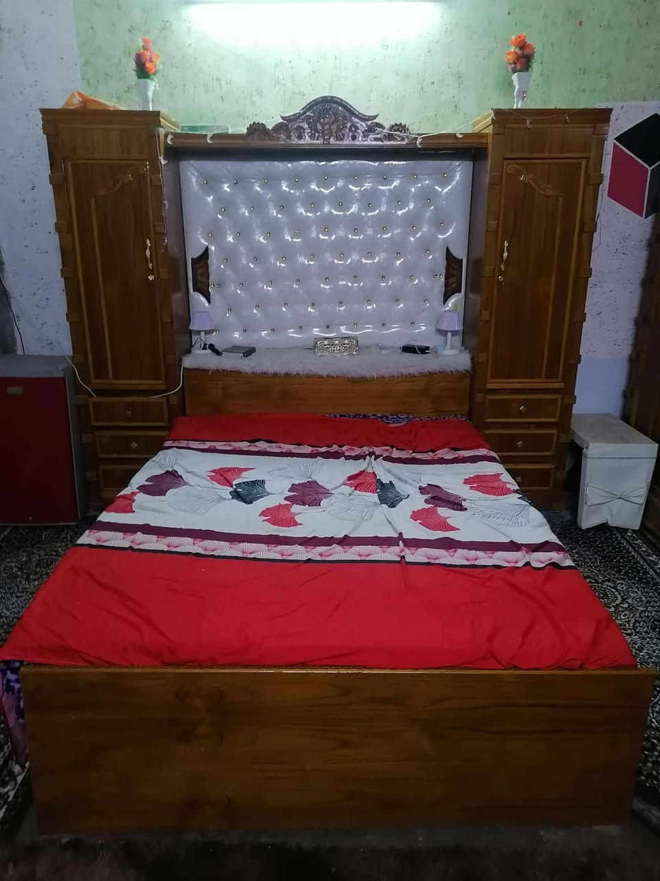 السلام عليكم غرفه اخشاب مستخدمه قليل جدأ ونضيفه ومرتبه جلخ مابيها تروح وتشوفها بعينك يلا تاخذها نضافه مليون بل ميه وعله ضمانتي مكانها حديثه صاحبها اخذها بمليونين يريدها بمليون ونص وبيها مجال للشراي فقط اذا موشرأي لاتراسل واتعبني رجائا ارفعو المنشور بل صلاة على محمد وآل محمد الحاب يتواصل ويه صاحب الغرفه يراسلني خاص انطي رقمه وعنوانه والكم جزيل الشكر


**إذا كنت صاحب هذا الإعلان وتريد حذفه لأي سبب، رجاءا أرسل رسالة إلى الدعم الفني**