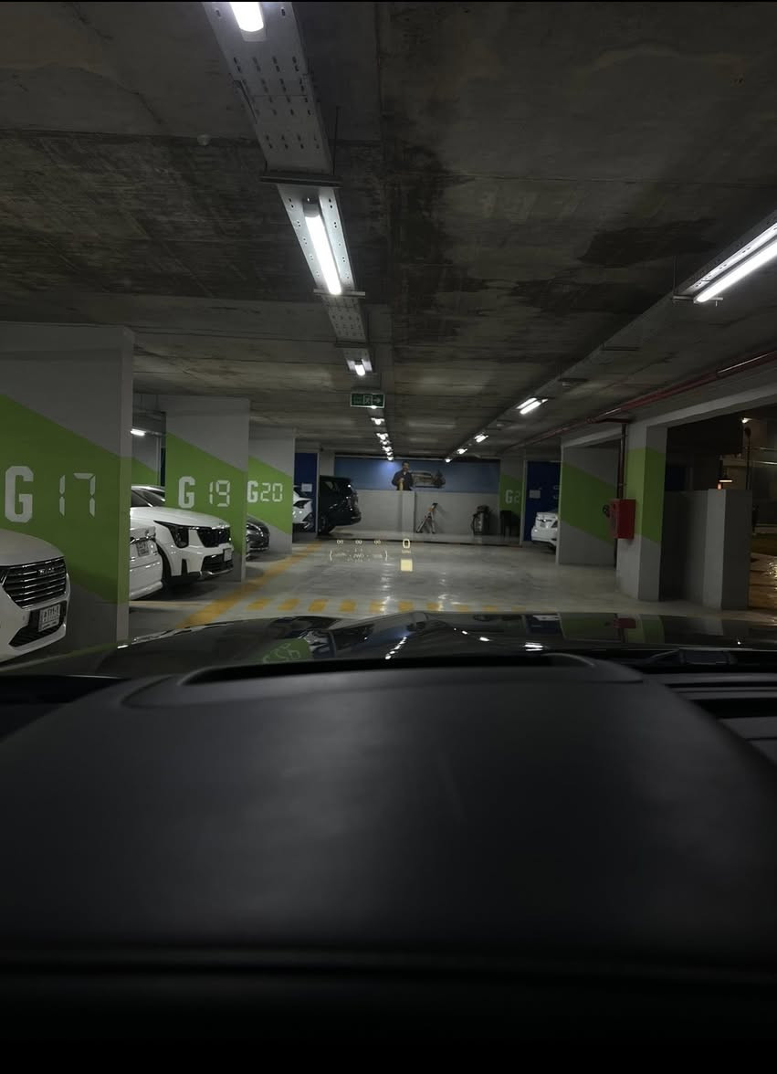 السلام عليكم اخوان للبيع فقط بدون مراوس 

السعر 380

تاهو موديل 2021 فئة هاي كانتري اعلى من البريمر مواصفاتها 

السياره وارد امريكي  بيهه صبغ ٣ قطع وربع البنيد صبغ 

ماشيه ٩٠ الف

مواصفاتها. 
بانوراما
داتاشو
٥ كامرات
دوس كهرباء
رادار امامي خلفي
نقط عمياء جانبي
جنطه كهرباء
كشن حار بارد
كشنات خلفي
منفصل vip 
وبعد بيهه مواصفات متخلص
***********
