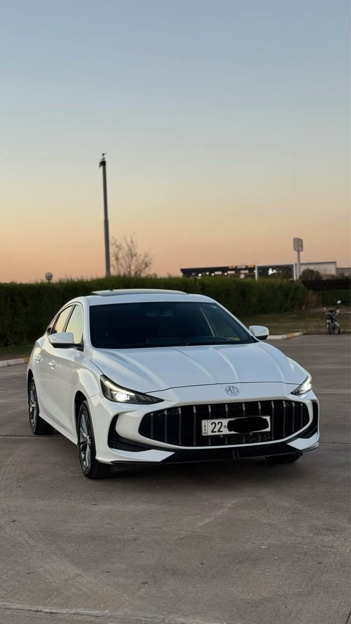 مؤديل 2025 ره قه م هه ولير سياره كه هـيچي نيه ده عامي بؤ ده عامي به شه رت نوقته ي نيه نها قؤپيكي بچوك له سه قفو بونيتي هيه بي ده ست كاري  8 هه زار رؤشتوه شاشه ئه كتيف ده بل ئه كتيف مواسه فات فول سلايت بريك به سمه ٥ كاميره ئوتؤ هؤلد كوشن جلد لايت ليد گيج ئه ليكتروني شوين هه ولير نرخ 120 مه عامه ليكي زور زور كه م ژ.م *********** أربيل, العراق
