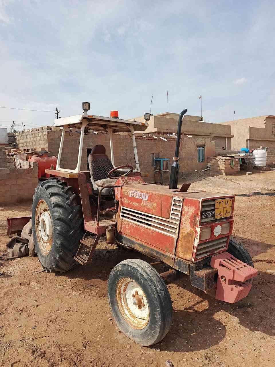 سلام عليكم مكينه للبيع مكاني ديالى بلدروز ستفسار رقم***********
