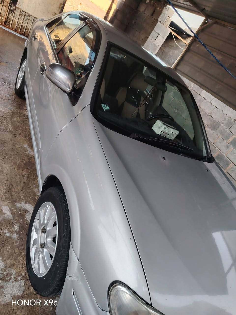 سلام عليكم سياره البيع نيسان سني موديل 2000 سعرها ٥٨ ***********
