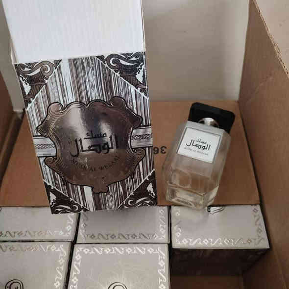 القطعة ٥  الف
عطور خليجية اصلية +عطور بالة
***********
