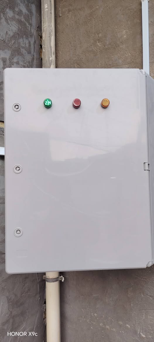 سلام عليكم اني كهربائي لكم عملي البسيط
عندي خبره تأسيس منازل وصيانة و تنصيب سبالت وصيانة وغسل تنصيب كامرات مراقبه
عندي خبره في تأسيس السيمنز
عندي خبره في تأسيس البوري
عندي خبره في ATS
عنوان حله
رقم *********** 
مشاركة #لايك_متابعه_اكسبلور #كهربائين #بابل
