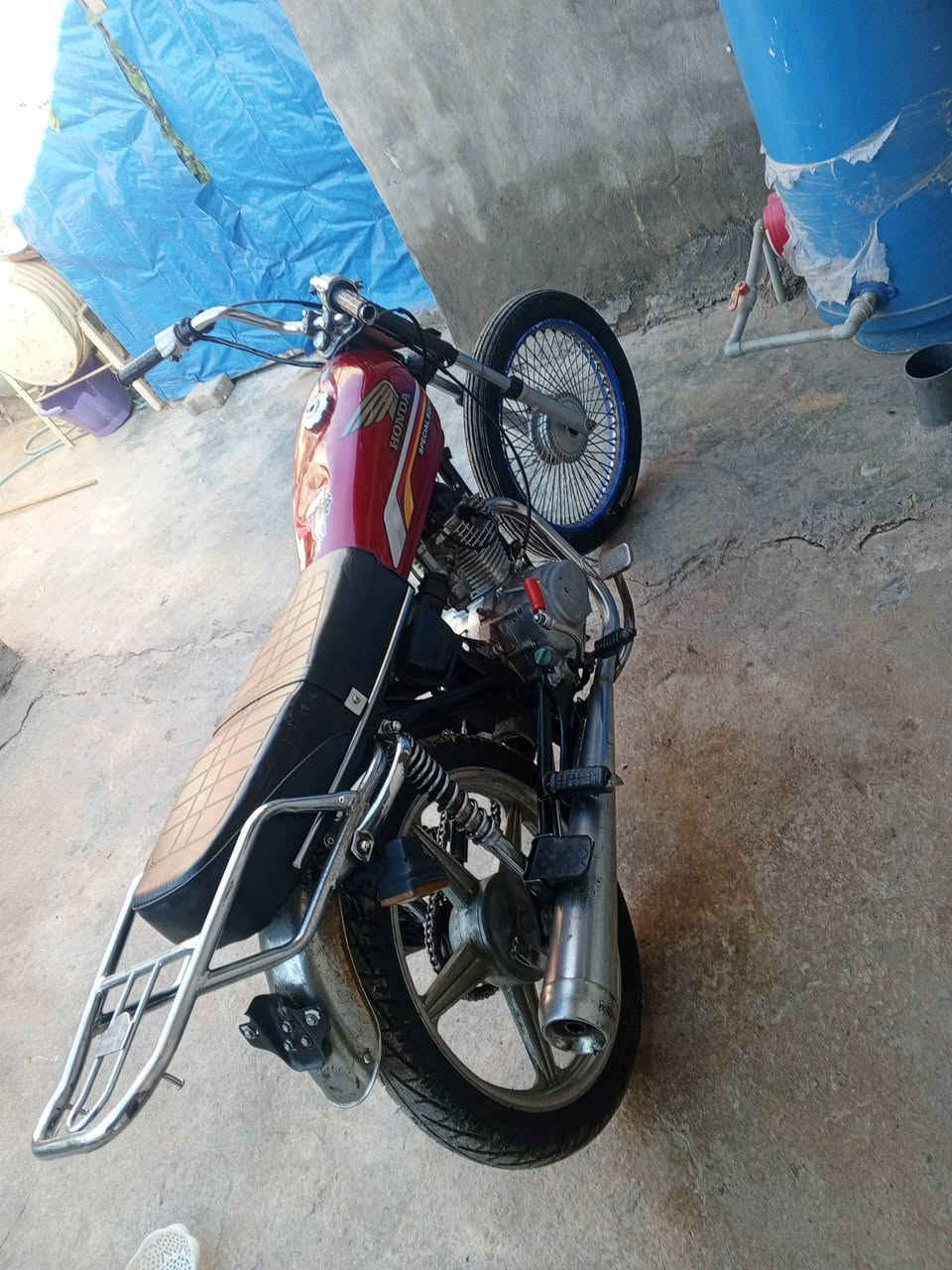 السعر 200 مودي 18 ***********
