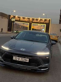 سوناتا موديل ٢٤ للبيع فئة SEL      السيارة وارد امريكي حادثهة جاملغ ام...