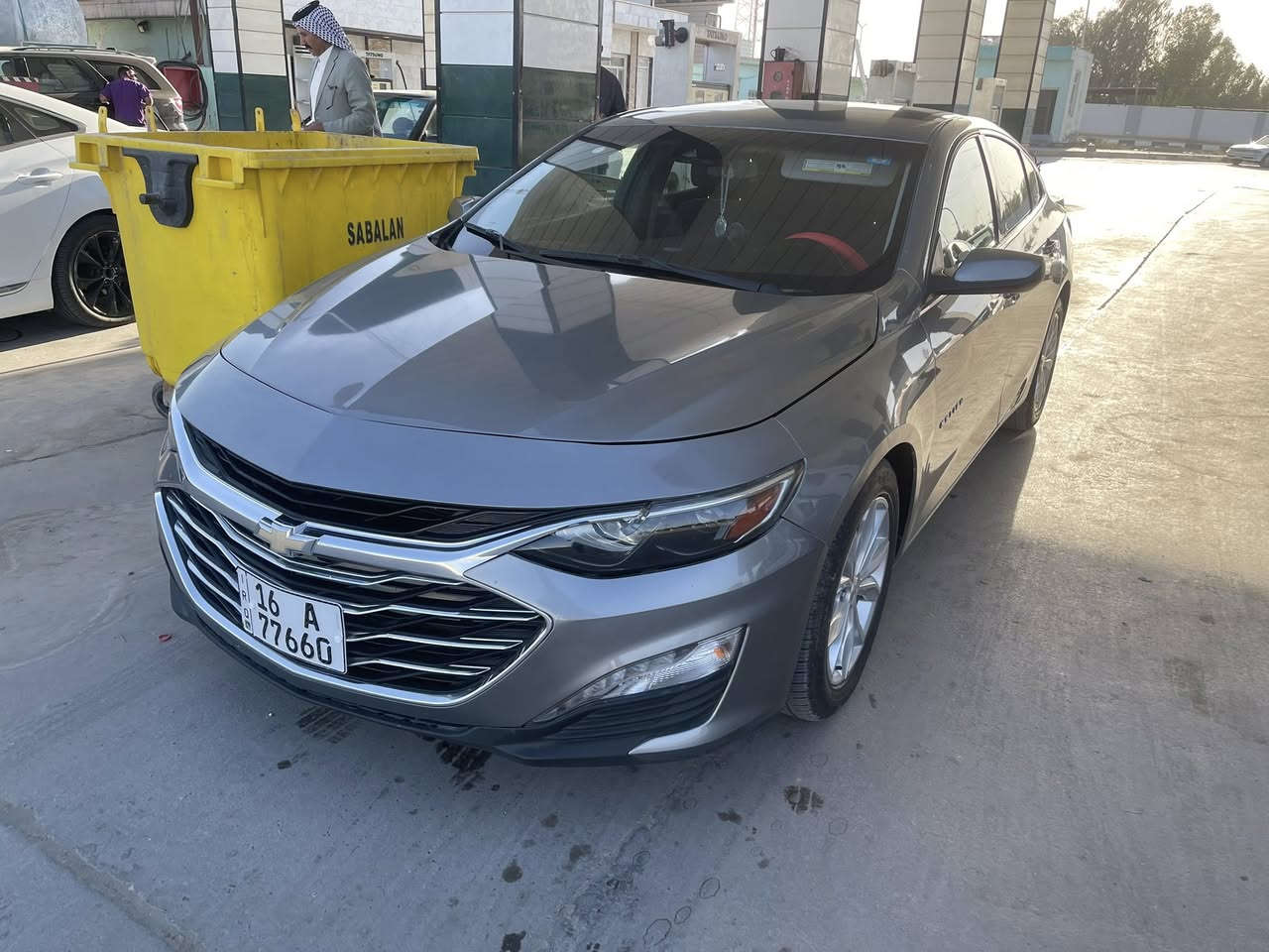 مطلوب مراوس شعندك دز شيفروليت ماليبو 2023 
بسمي جديده السياره كلش ومرتبه استخدام شخصي ماشيه 70 الف كيلو 

اقره المنشور زين وشوف الصور كلشي موضحلك حادثه مو قوي بس جاملغ امامي سايق و البنيد مبدل و مصبوغ مو قوي حادثه خفيف والقماره بالنقل مطخوخه وصابغيه فقط سياره جاهزه ومرتبه كلش 

***********
