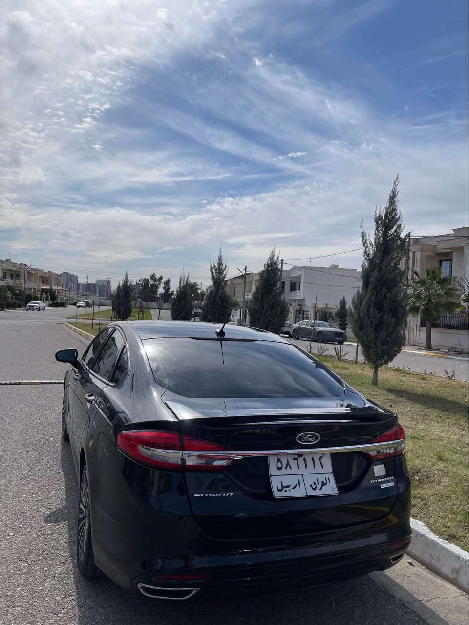 Ford fusion titanium 2017 full muasafat فۆرد فیوژن فول
-الحلال فورد فيوژن تيتانيوم ١/١ 
موديل ٢٠١٧
موصفات تيتانيوم معروفه
سياره بدون دبل اكسل-المرغوب
-محرك ٢٠ تيربو
-كشنات جلد+خزن+تدفيئة+تبريد
ستيرن تدفئة
-ويال ٢٠ بلادي 
-لايتات عدسه +حواجب ليزر
-تشغيل عن بعد
-داخل ٧ الوان بلادي ليد
-تحديد سرعه
-گير بل ستيرن
-١٢ سماعه بيست

-سياره حادثها فقط جاملغ سكن بدون دواخل
-حجر بيئة شرط بلادي
-حدادية صدر كله جديد شرط فحص

-ايرباك بس ستيرن مرجع بلادي
-مكان سيارة اربيل
-شرط تحويل - غرامات
***********📞 أربيل, العراق
