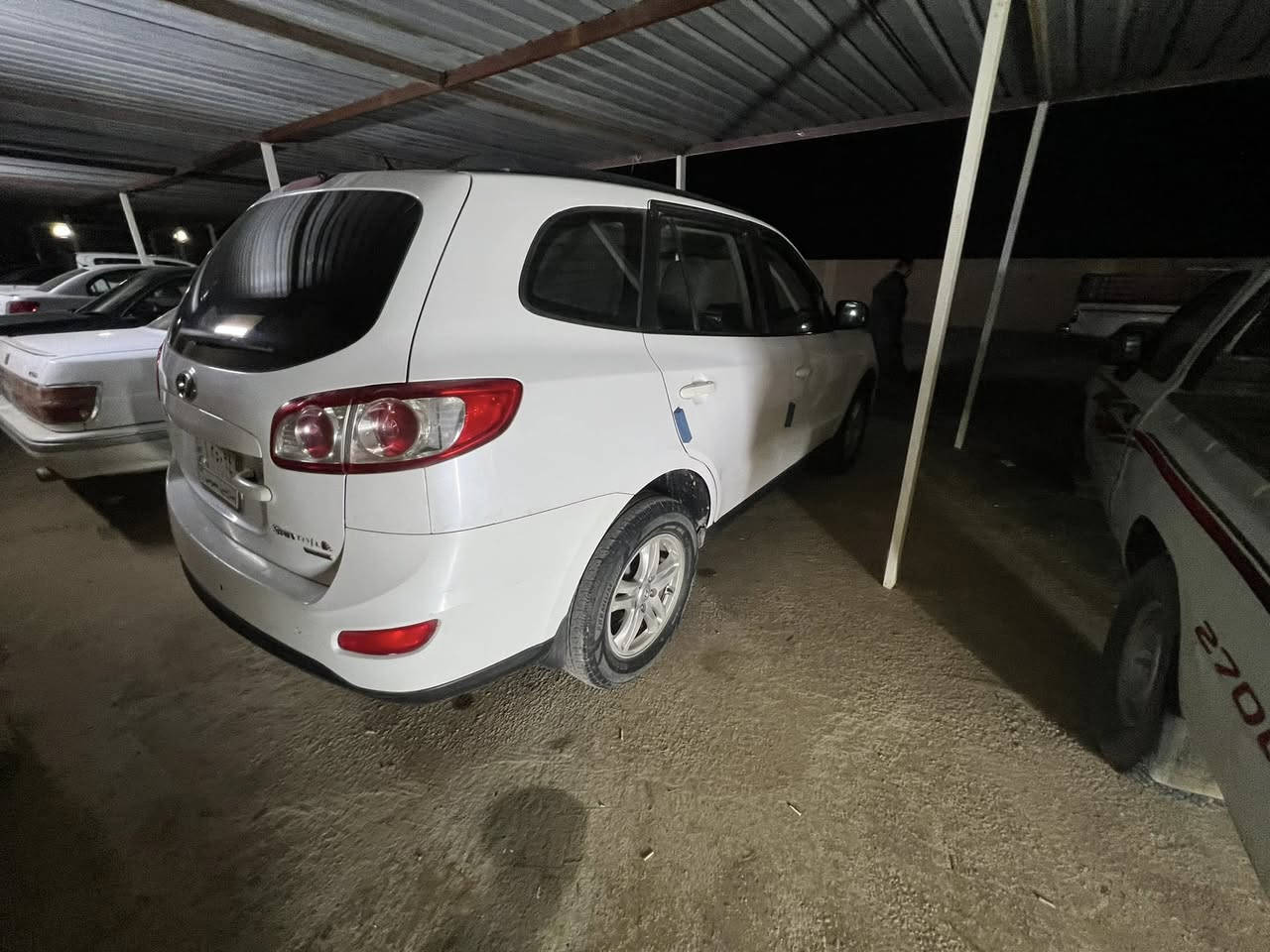 سلام عليكم 
سنتافي للبيع امريكي 
موديل 2011
كير ومحرك شرط 4
تواير وصدر جدد
السعر 140 وبيها مجال للطيبين 
الرقم ***********
