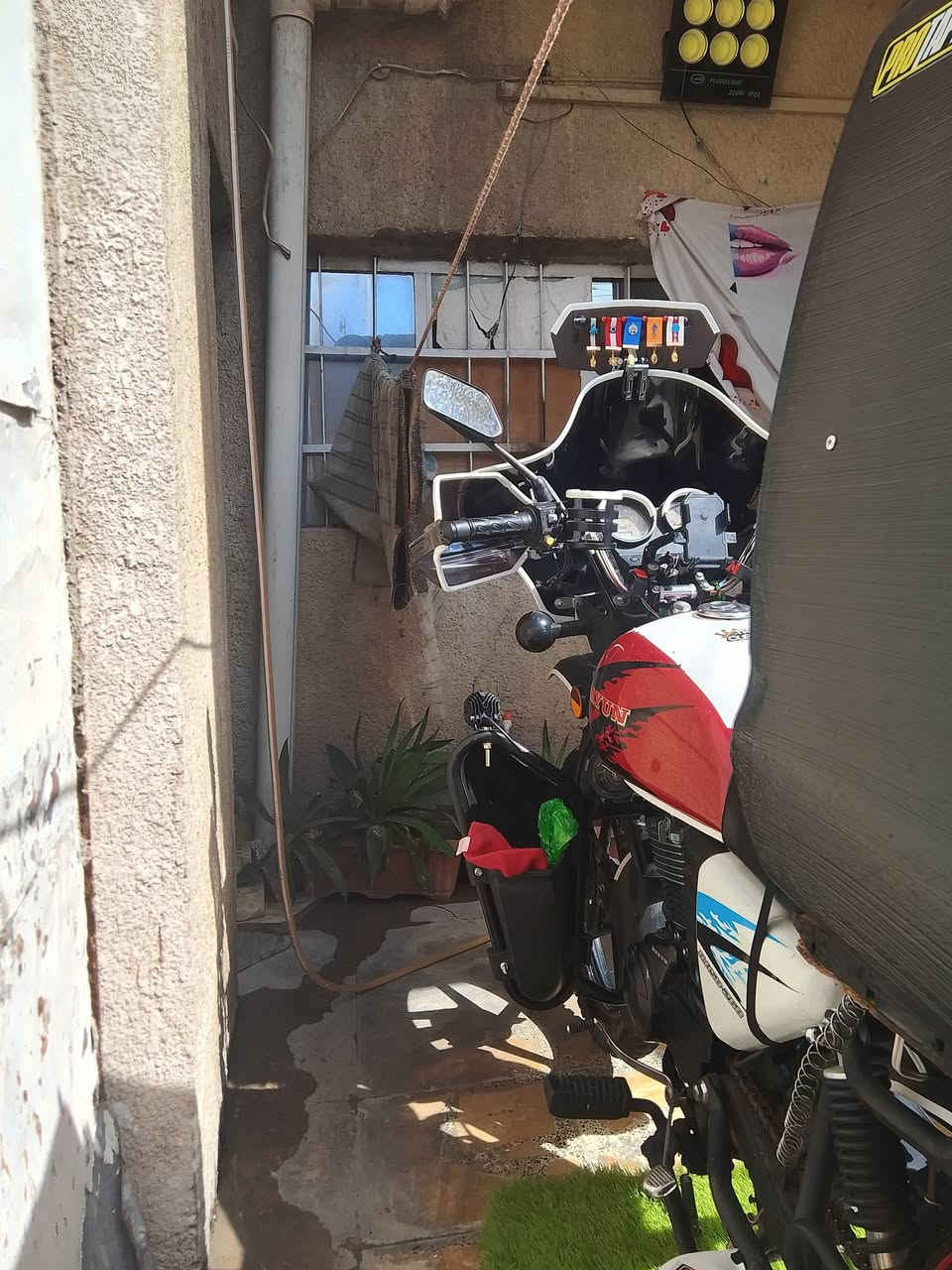 سلام عليكم دراجه دايوان موديل 22 كامله ما بيها  اي نقص درجة مكفوله 5اوراق لا نضوح لا تبخير خيره من الله  السعر هيه وعراضه 1400 بدون غراض 1100 قفل بكاني بغداد حي الجهاد رقمي ***********
