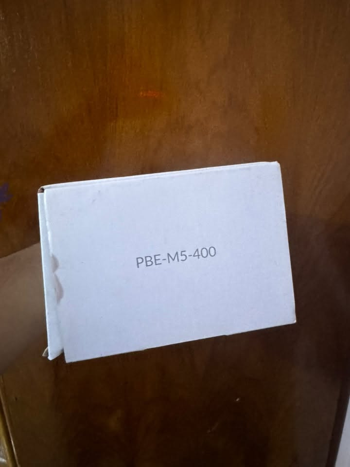 صح مستعمل لكن وياه ضمان شهرين 
للبيع نانو ستيشن Ubiquiti PowerBeam M5-400

الجهاز استعماله جداً جداً قليل، أخو الجديد، ونظيف وخالي من الأعطال.
مناسب لربط الإنترنت اللاسلكي (Point to Point) واستقبال الإشارة لمسافات بعيدة.

✅ الحالة: ممتازة.
✅ يشتغل بكفاءة وما يحتاج أي تصليح.
✅ ويا الكارتون والملحقات الموجودة.

💰 السعر: 75 ألف دينار عراقي وقابل للتفاوض

📍 المعاينة متوفرة، والي يريده يتصل على الرقم :
***********
