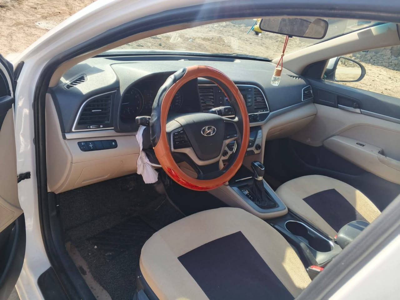 النترا2017خليجي مكينه 2000دوش مامفتوحه ع شرط رقم مثنى بسمي انكليزي تحويل ثاني يوم تخم تاير حدادديه كله جديد سياره جاهزه بيها رشات صبغ بدون فتح وتبديل مكان رميثه السعر125$وبيها مجال بسيط غير متواجد ع نت اتصال فقط***********
