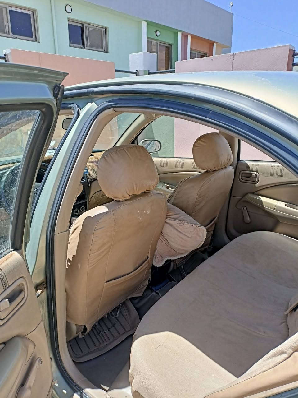 سني 2010 شركة ماشية 274 بيها قطعتين تبديل .. سيارة على البلاد ما متعوبة شرط التحويل رقم سليمانية مكانها تكريت القادسية .. السعر 88 وبيها مجال قليل .. مكلف بالنشر... ترهم مراوس باحدث.... رقم صاحب السيارة ***********
