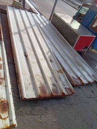 سندويج  عدد اربع قطع طول اربعه وربع  القطعه الواحده ب 40 الف  رقم هاتف...