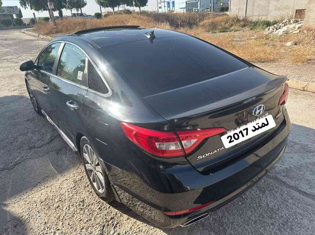 السلام عليكم سوناتا للبيع موديل 2017 ليمتد فول مواصفات
بيها بأمريكا جاملغ ومبدل بلادي وعلى أثر الجاملغ صابغين البابين توحيد لون وبيها كم بارد سعر 125 وبيها مجال للأتصال *********** موجود واتساب
