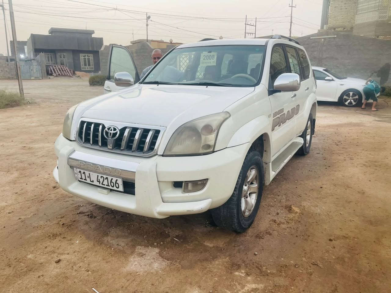 سلام عليكم برادو موديل 2008سياره خير من الله 
تبريد 3قطع ثلج 
صدره حيل نضيف 
كير مكينه خير من الله لا تنقيص ولا تبخير 
كهرباياته كله شغاله 
شاشه +كامره
كشنات جلد 
جام كهرباء 
سعر 130
بيه مجال شي قليل 
بيه صبغ كم قطعه 
وبيه سونار من ابو غيث
بيه تكشير 
اني موضحه كلشي بل صور واذا اتريد فديو هم موجود
***********
***********
مكانه الفلوجه
