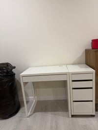 ميز مكتبي • ايكيا • السليمانية